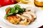 Grillowana piers z mozzarella.jpg Grillowana piers z mozzarella.jpg