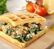 Gofry na ostro – ze szpinakiem, łososiem lub boczkiem. Co za smak!
