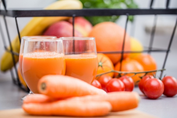 DLACZEGO KAROTENOIDY SĄ CENNYM ELEMENTEM DIETY? Zdrowie, LIFESTYLE - Regularne uzupełnianie diety o produkty, które są źródłem karotenoidów, korzystnie wpływa na prawidłowe funkcjonowanie organizmu i pomaga w walce z wolnymi rodnikami.