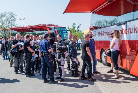 Szlachetne przesłanie i rekord - Magnolia Park bawi i edukuje Zdrowie, LIFESTYLE - Magnolia Park po raz kolejny była gospodarzem MotoKropli. Dzięki rekordowej frekwencji udało się zebrać 85 litrów krwi, która pomoże uratować ofiary wypadków komunikacyjnych.