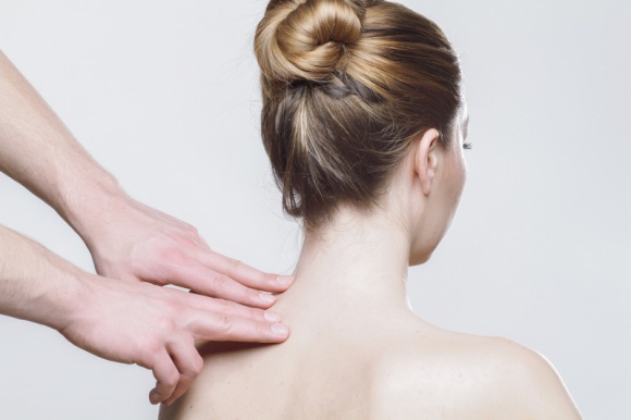Fibromialgia – choroba tajemnicza nawet dla lekarzy Zdrowie, LIFESTYLE - Choć na chorobę tę cierpi od 2% do 5% populacji, niektórzy lekarze nie wiedzą nawet o jej istnieniu i lekceważą objawy zgłaszane przez chorych.