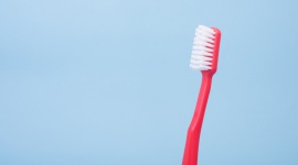 Nadwrażliwość zębów – skąd się bierze, czy można zapobiec jej powstaniu
