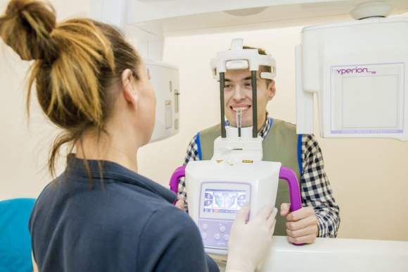 Terapia, która uratuje twój ząb – poznaj możliwości endodoncji Zdrowie, LIFESTYLE - Terapia, która uratuje twój ząb – poznaj możliwości endodoncji