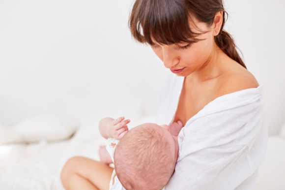 Już pół miliona osób zachorowało na grypę od początku września Zdrowie, LIFESTYLE - Od początku września już ponad pół miliona Polaków zachorowało na grypę. Najwięcej przypadków odnotowano na Pomorzu, a najmniej na Podkarpaciu. Grypy nie wolno lekceważyć. Od września 2018 r. do kwietnia 2019 r. zmarło z jej powodu 149 osób.