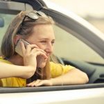 Na wakacjach dzwonimy do lekarza. Liczba telekonsultacji wzrosła w lipcu o 20%