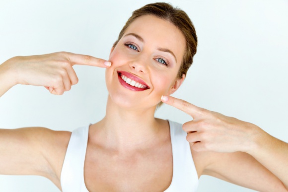 Ponad 9 milionów pacjentów na świecie skorzystało z leczenia Invisalign Zdrowie, LIFESTYLE - Prosty uśmiech może sprawić, że będziemy zdrowsi i wpłynąć na poprawę naszego samopoczucia. Skutecznym rozwiązaniem w drodze po wymarzony uśmiech jest system Invisalign, z którego skorzystało już ponad 9 milionów osób na całym świecie.