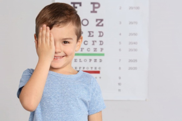 Huawei i Polskie Towarzystwo Optometrii i Optyki w kampanii „Włącz ochronę oczu”