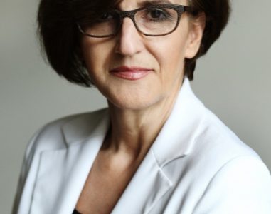 Kobieto, daj sobie przyzwolenie na bycie nieperfekcyjną!