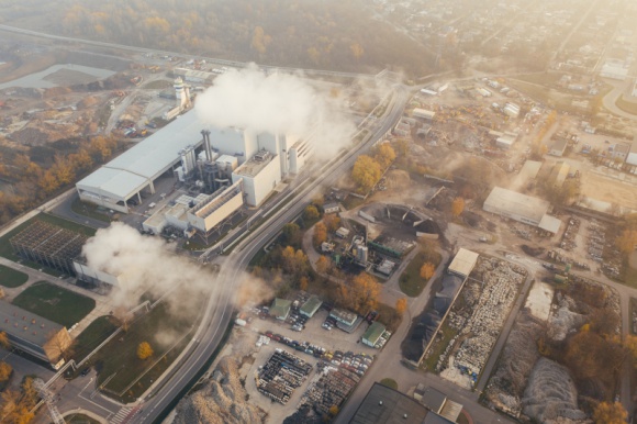 Smog – co z aktywnością fizyczną na „świeżym” powietrzu? Zdrowie, LIFESTYLE - Konsekwencje długotrwałego wdychania smogu mogą być tragiczne w skutkach. Jak się przed nim chronić i jak postępować, gdy na zewnątrz stężenie szkodliwych dla zdrowia pyłów zawieszonych jest szczególnie wysokie?