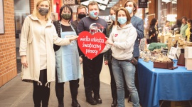 30. Finał WOŚP na Pradze. Tysiące złotych wesprą dziecięcą okulistykę Zdrowie, LIFESTYLE - 29 724,47 złotych – to kwota zebrana przez sztab Urzędu Dzielnicy Praga-Północ m.st. Warszawy wraz z Centrum Praskim Koneser w ramach jubileuszowego, 30. Finału Wielkiej Orkiestry Świątecznej Pomocy.
